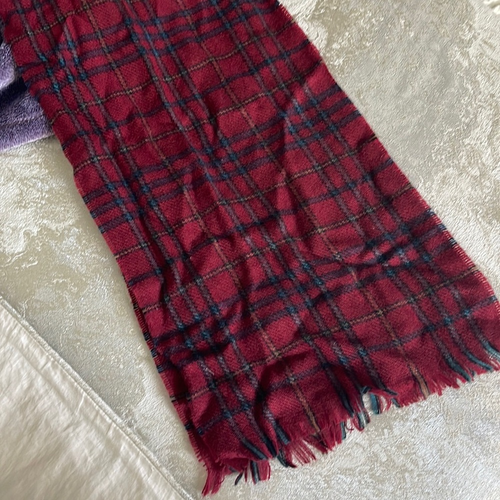 🌻Cashluxe Wine Blue Plaid Winter Scarf NWT - Picture 1 of 3